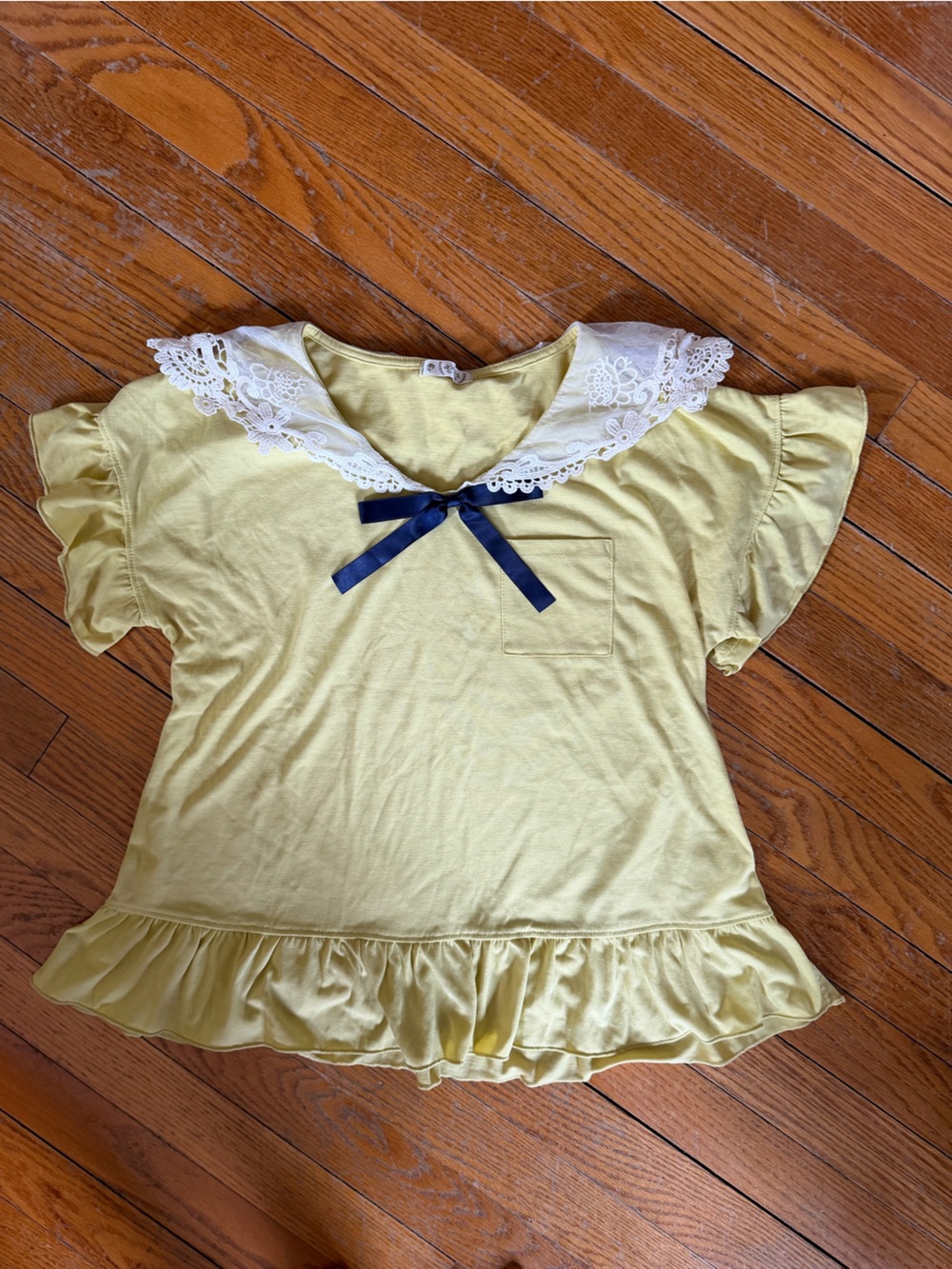 Axe femmes women’s Yellow Lace-Trim Camisole with removable Bow Detail